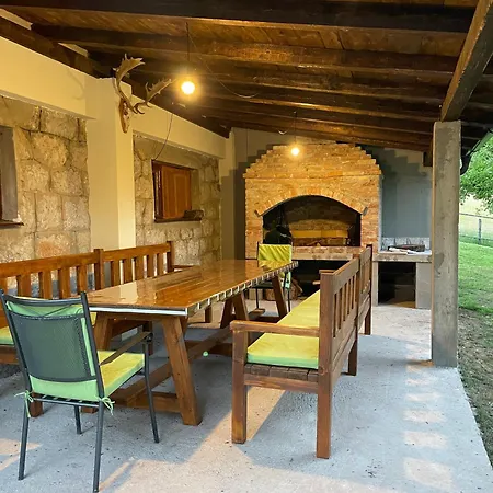 Vikendica Pasa Ferienhaus *